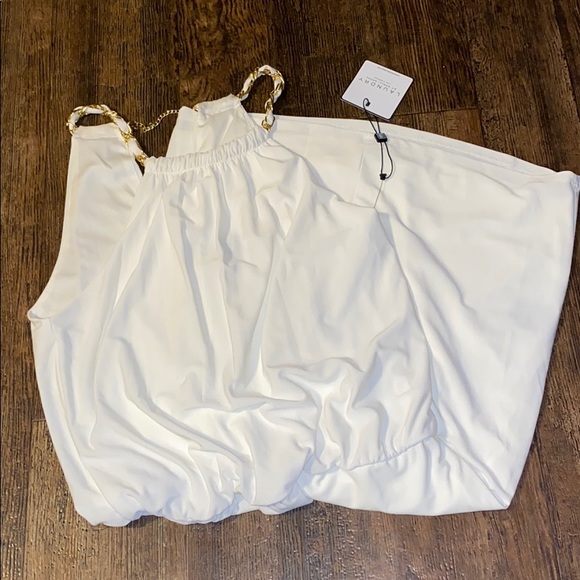 Dress - Picture 3 of 8